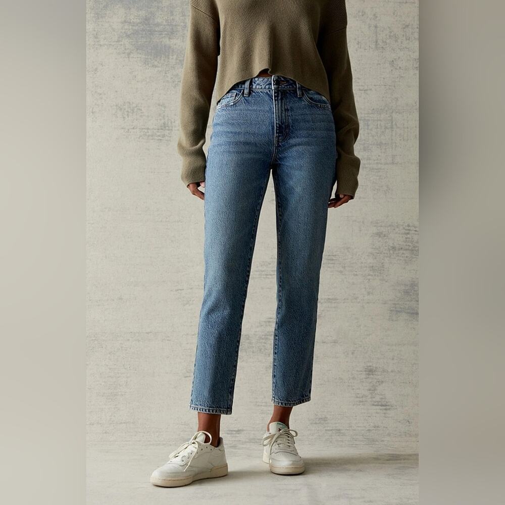 PacSun Medium Mom Crop Jeans size 27